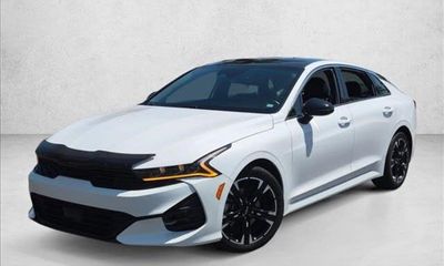 2022 Kia K5