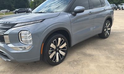 2026 Mitsubishi Outlander SEL