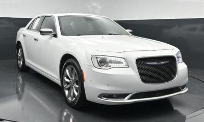 2017 Chrysler 300 300C