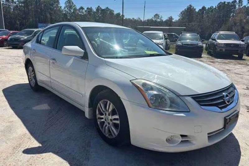2011 Nissan Altima — a typically priced live listing
