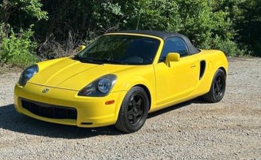 2003 Toyota MR2