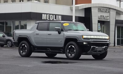 2025 GMC Hummer EV Pickup 3X