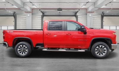 2026 Chevrolet Silverado HD LT