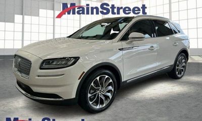 2021 Lincoln Nautilus Reserve
