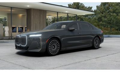 2026 BMW 750e xDrive