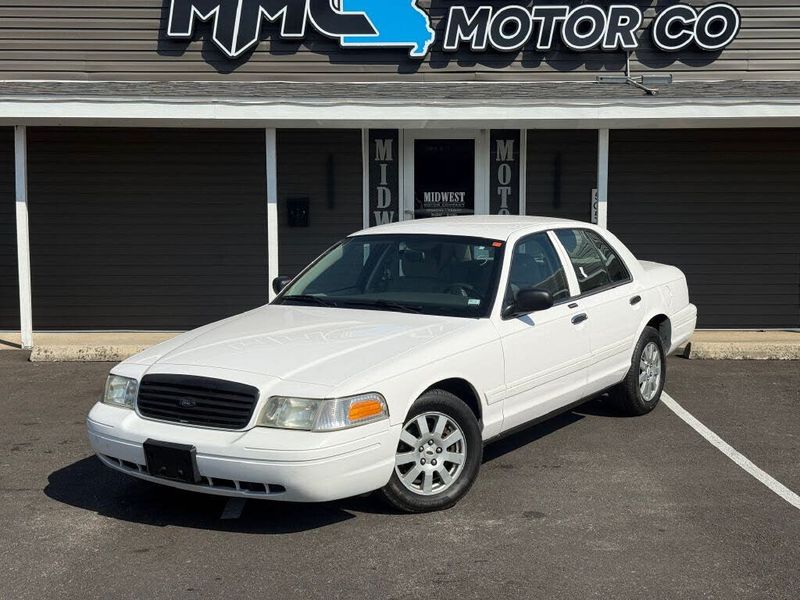 2006 Ford Crown Victoria — a typically priced live listing