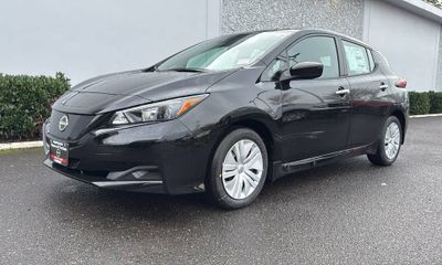 2025 Nissan Leaf S