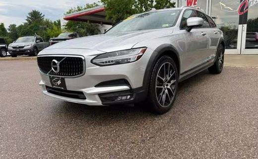 2020 Volvo V90CC Inscription