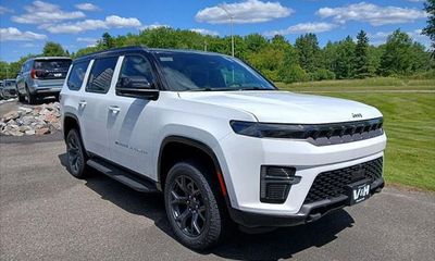 2026 Jeep Grand Wagoneer Base