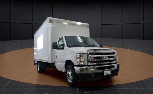 2026 Ford E-450 Base