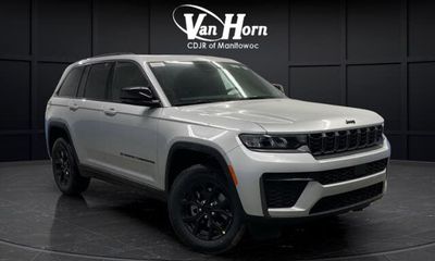 2026 Jeep Grand Cherokee Base Laredo