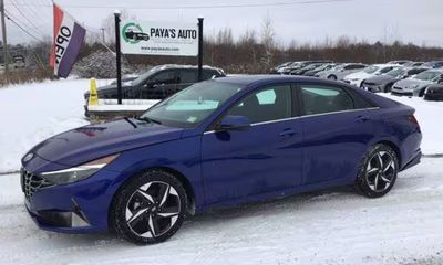 2022 Hyundai Elantra SEL W Premium