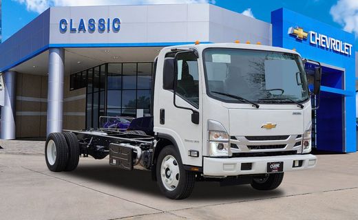 2024 Chevrolet LOW CAB Forward Standard