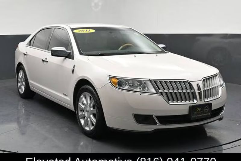 2012 Lincoln MKZ — a typically priced live listing