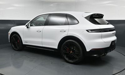 2026 Porsche Cayenne GTS
