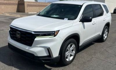 2023 Honda Pilot LX