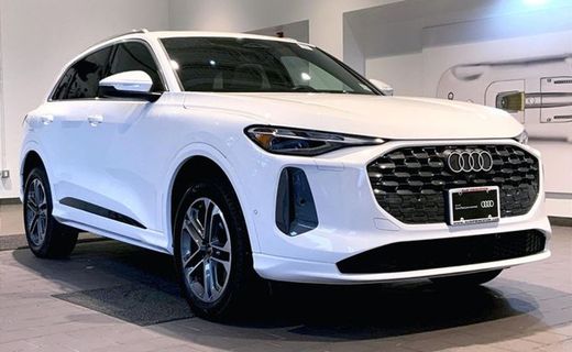 2025 Audi Q5 Quattro Premium