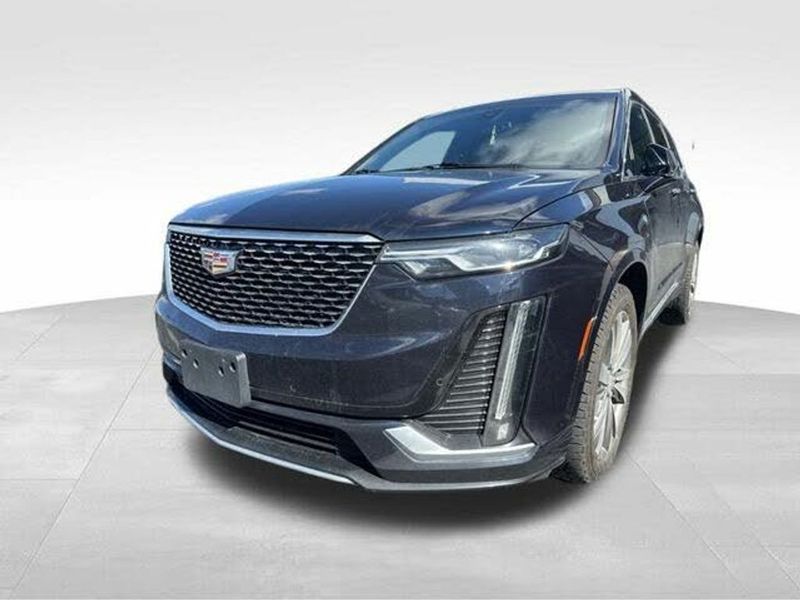 2021 Cadillac XT6 — a typically priced live listing