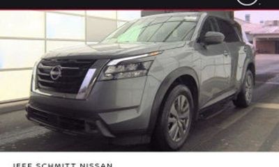 2025 Nissan Pathfinder S