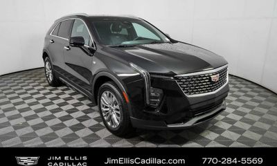2025 Cadillac XT4 Premium Luxury