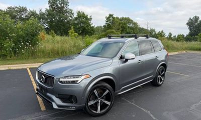 2019 Volvo XC90 R Design