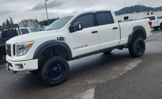 2017 Nissan Titan
