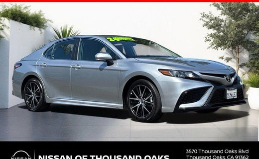 2024 Toyota Camry SE