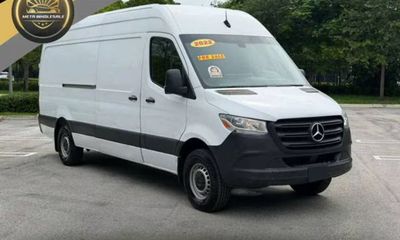 2022 Mercedes-Benz Sprinter 907 VS30