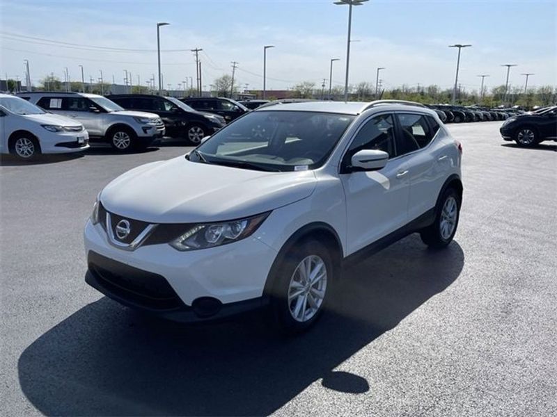 2017 Nissan Rogue Sport — a typically priced live listing