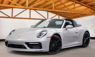 2022 Porsche 911 Targa 4S 4