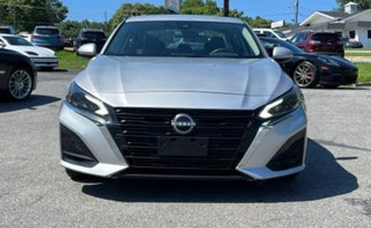 2023 Nissan Altima SV