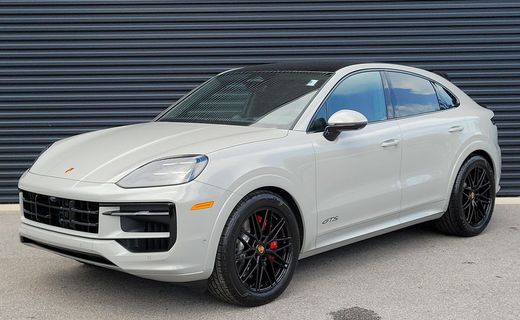 2026 Porsche Cayenne GTS