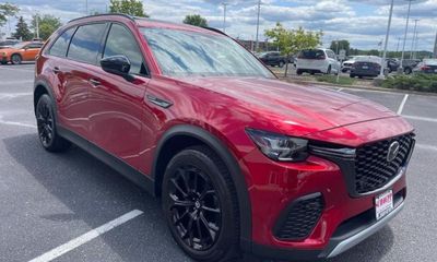 2025 Mazda CX-70 Premium Plus Package