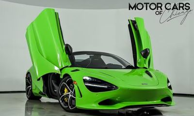 2024 McLaren 750S Spider