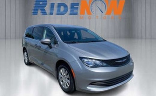 2020 Chrysler Voyager L