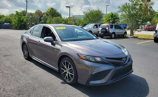 2021 Toyota Camry SE