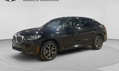 2024 BMW X4 xDrive30i