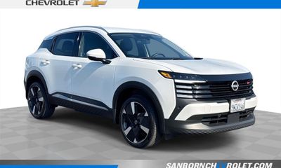 2025 Nissan Kicks MPV SR