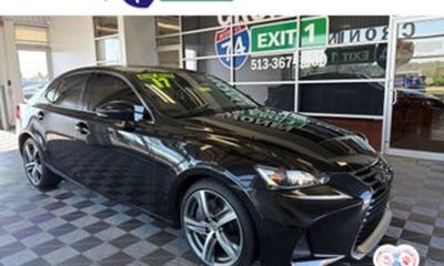 2016 Lexus IS 300