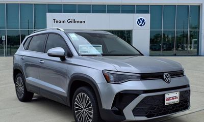 2026 Volkswagen Taos SE
