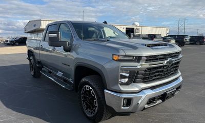2026 Chevrolet Silverado HD LT