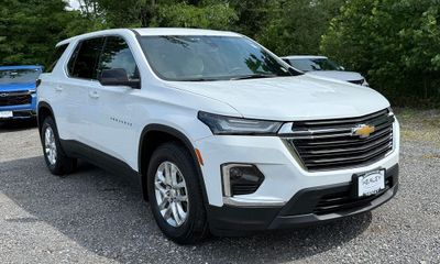2022 Chevrolet Traverse LS