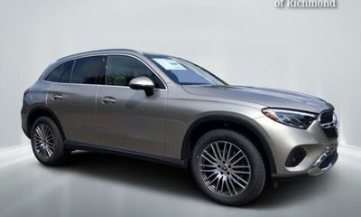 2023 Mercedes-Benz GLC-Class GLC300