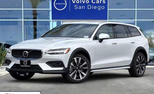 2026 Volvo V60CC Ultra