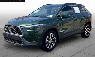 2022 Toyota Corolla Cross XLE