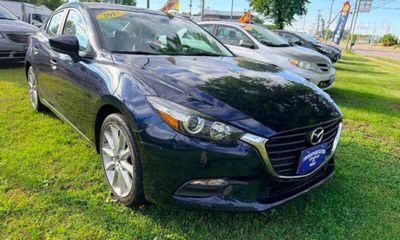 2017 Mazda MAZDA3 Touring
