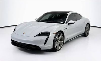 2022 Porsche Taycan