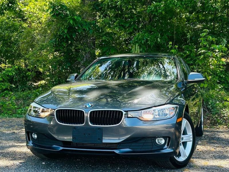 2015 Bmw 3 Series — a typically priced live listing
