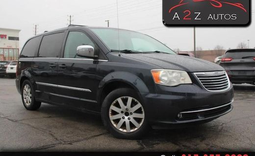 2011 Chrysler Town AND Country RT