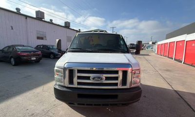 2012 Ford E-450